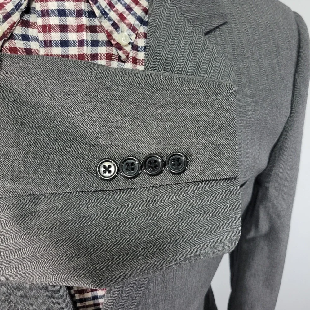 JOS A BANK Signature Mens Sport Coat Blazer Two Button Gray Wool Herringbone 38R